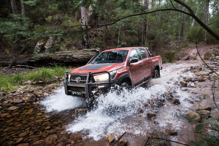  Toyota Hilux Rugged Double Cab 2018 года  (AU) (фото 19 из 21)